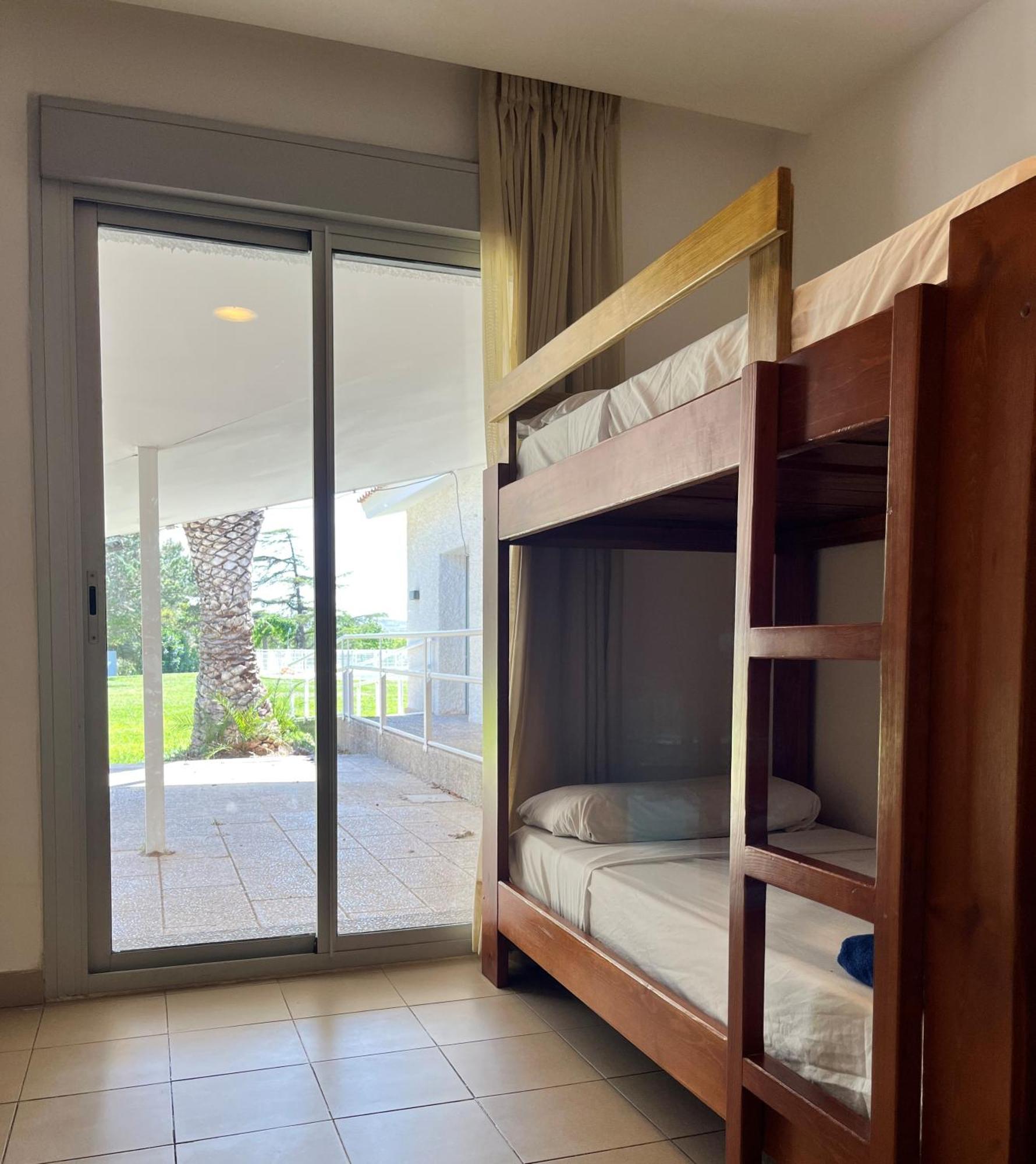Albergue Zaragoza Camping Bagian luar foto