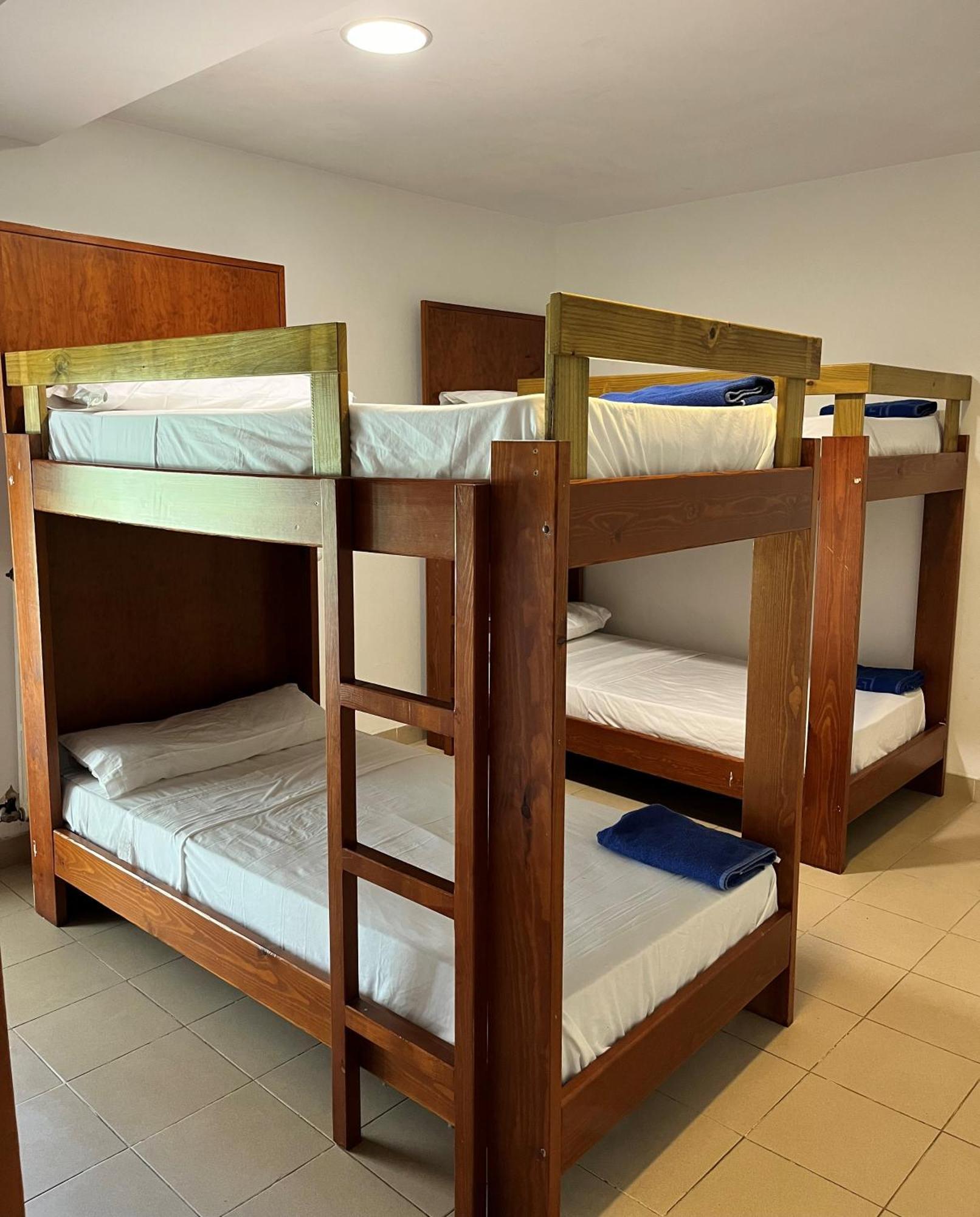 Albergue Zaragoza Camping Bagian luar foto
